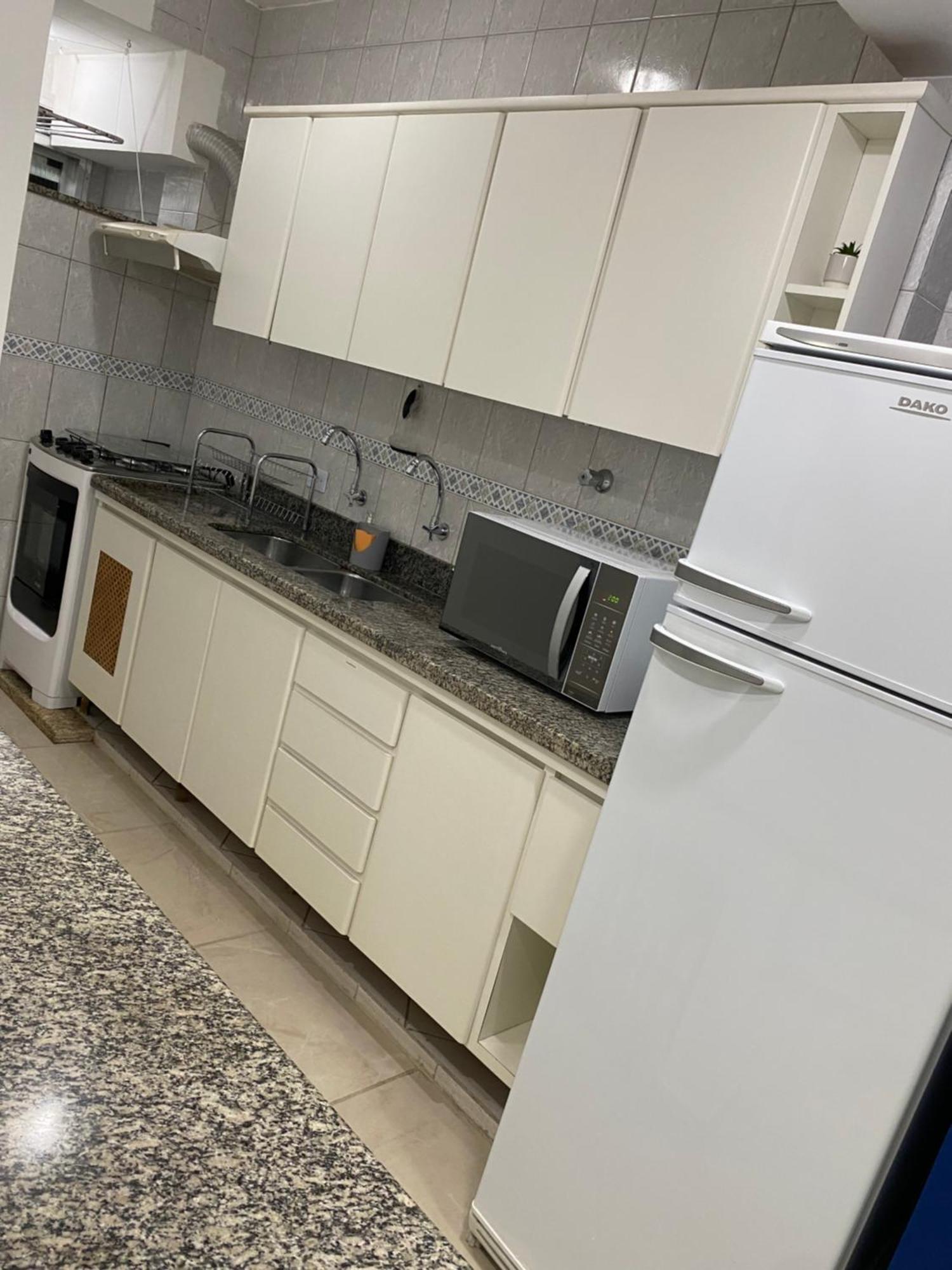 Apartamento Guaruja Enseada Caravela - Proximo Da Praia - Com Ar Condicionado E Vaga Para Carro Guarujá Exterior foto